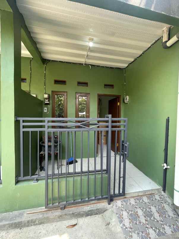 dijual new kontrakan 2 pintu di bintara 8 bekasi barat