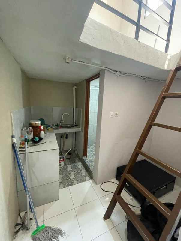 dijual new kontrakan 2 pintu di bintara 8 bekasi barat