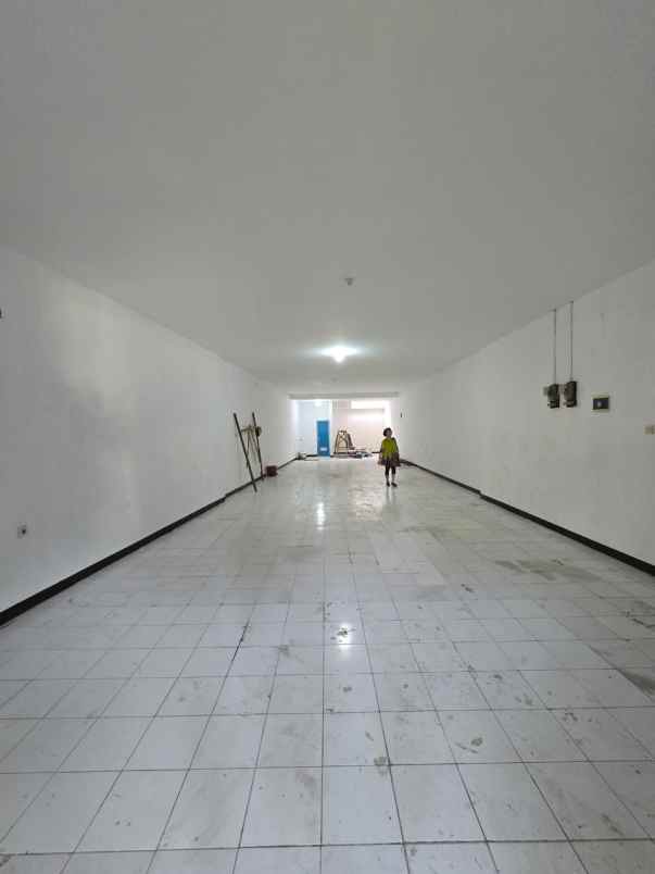 dijual ruko gudang kantor buah batu