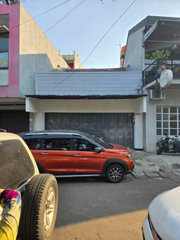 dijual ruko gudang kantor buah batu