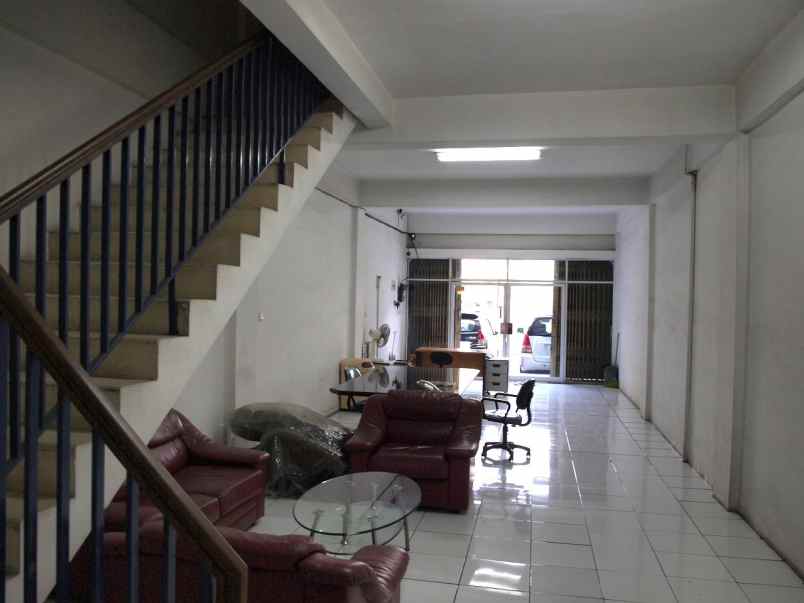 dijual ruko gudang kantor jl lentjen suprapto johar baru