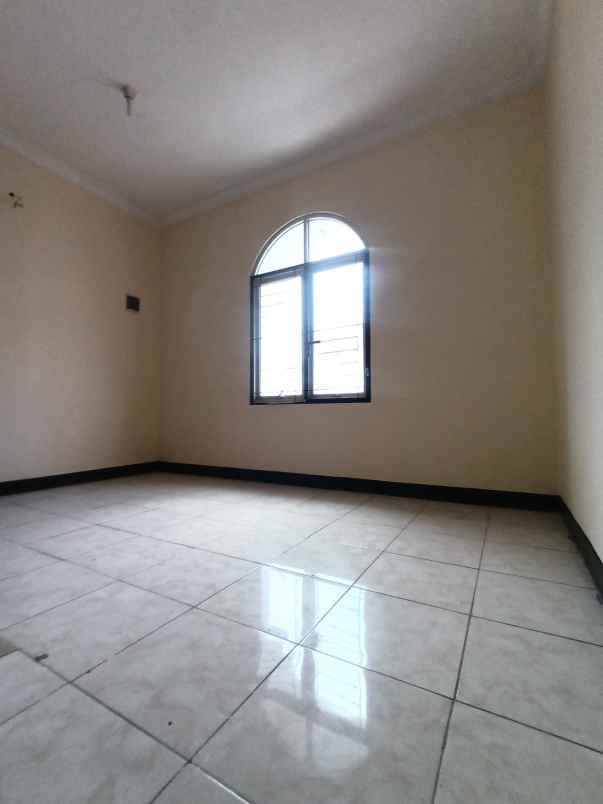 dijual ruko gudang kantor kota harapan indah bekasi