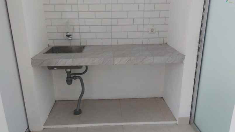 dijual ruko gudang kantor lambang sari