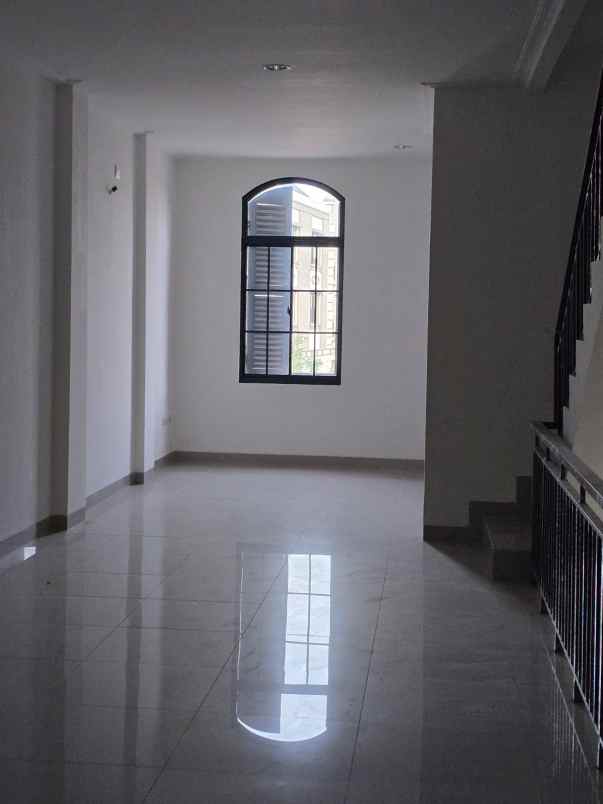 dijual ruko gudang kantor rukan osaka pik2