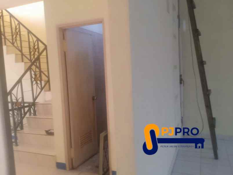 dijual ruko siap pakai di harapan indah 1 bekasi