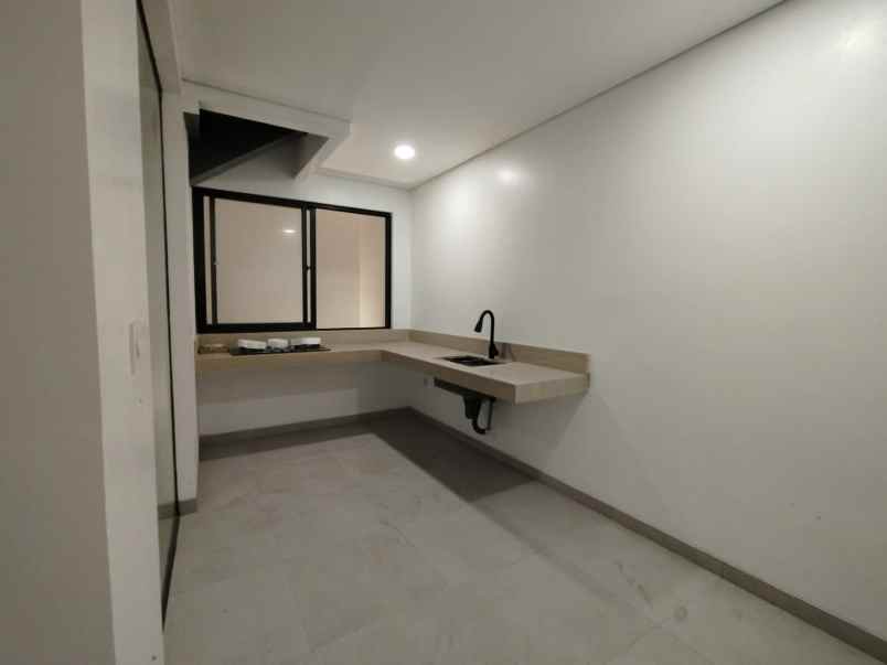 dijual rumah babakan madang sentul city