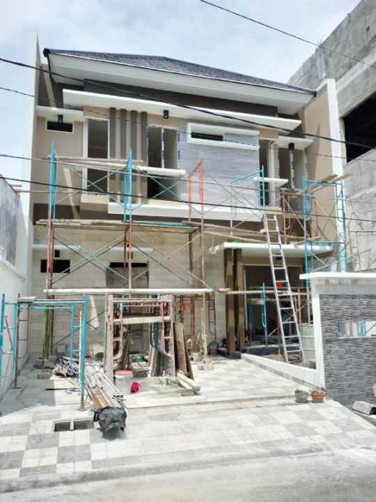 dijual rumah babatan pantai