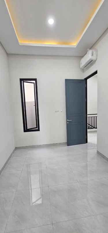 dijual rumah babatan pantai utara