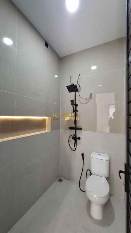dijual rumah bangunjiwo kec kasihan kab
