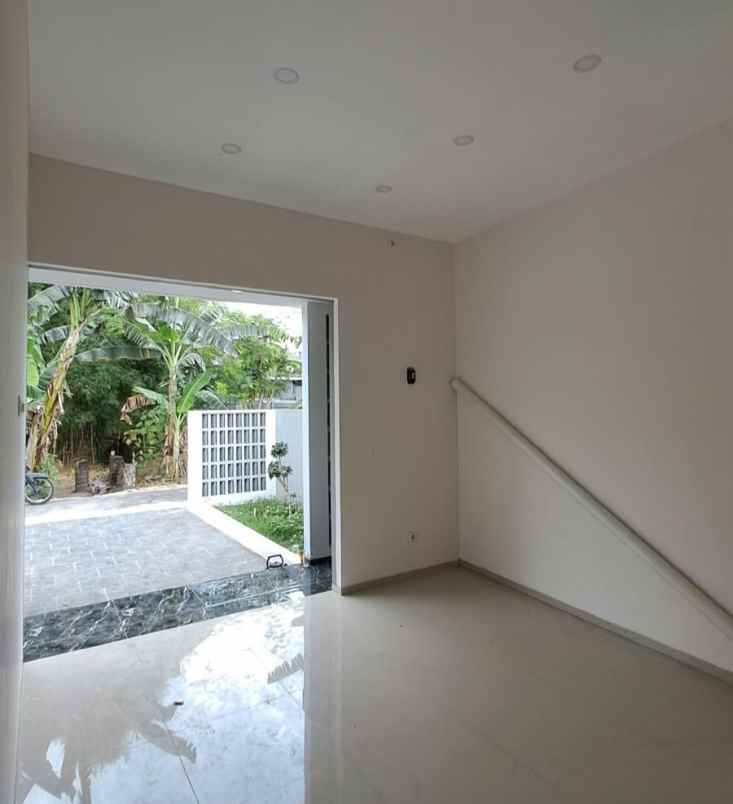 dijual rumah banguntapan