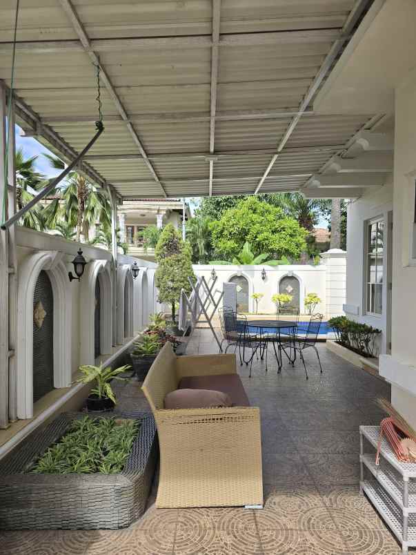 dijual rumah bencongan