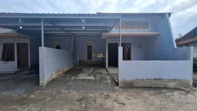 dijual rumah bimomartani kec ngemplak