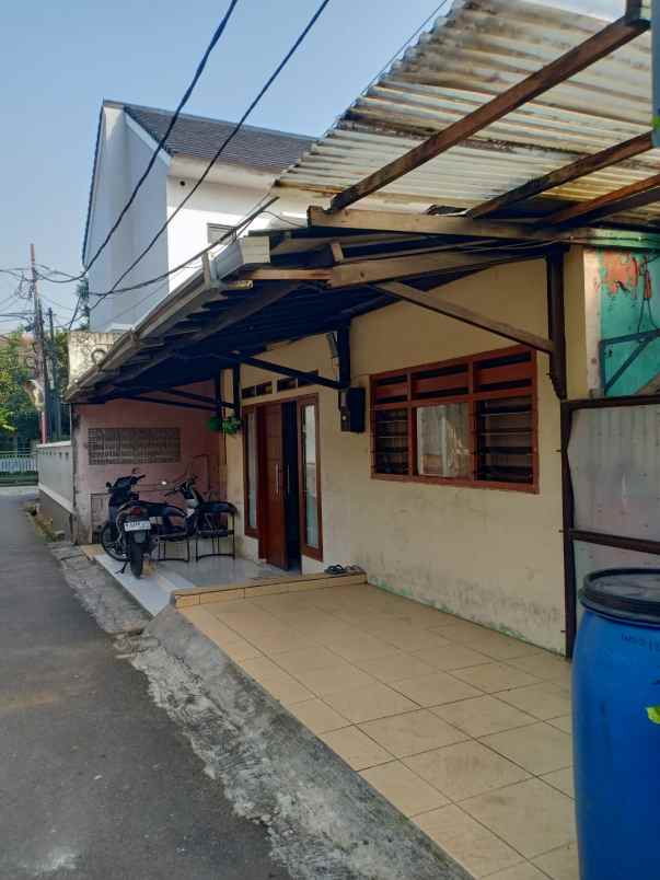 dijual rumah bintaro