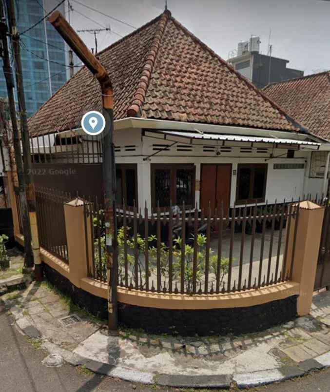 dijual rumah braga