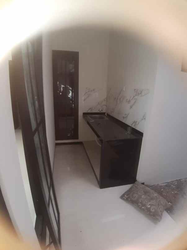 dijual rumah bukit cemara tidar