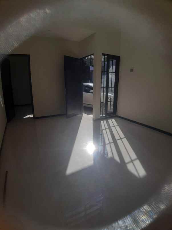 dijual rumah bukit cemara tidar