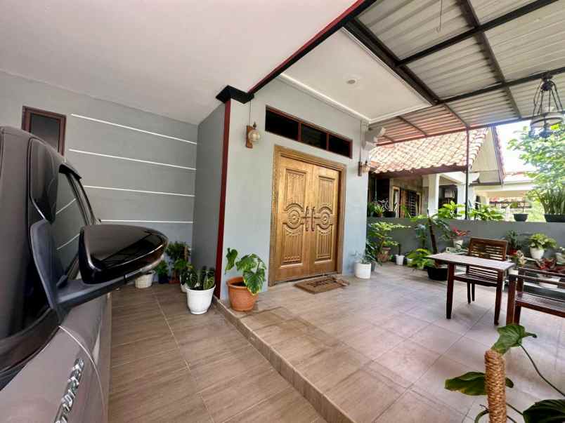 dijual rumah bukit indah sukajadi