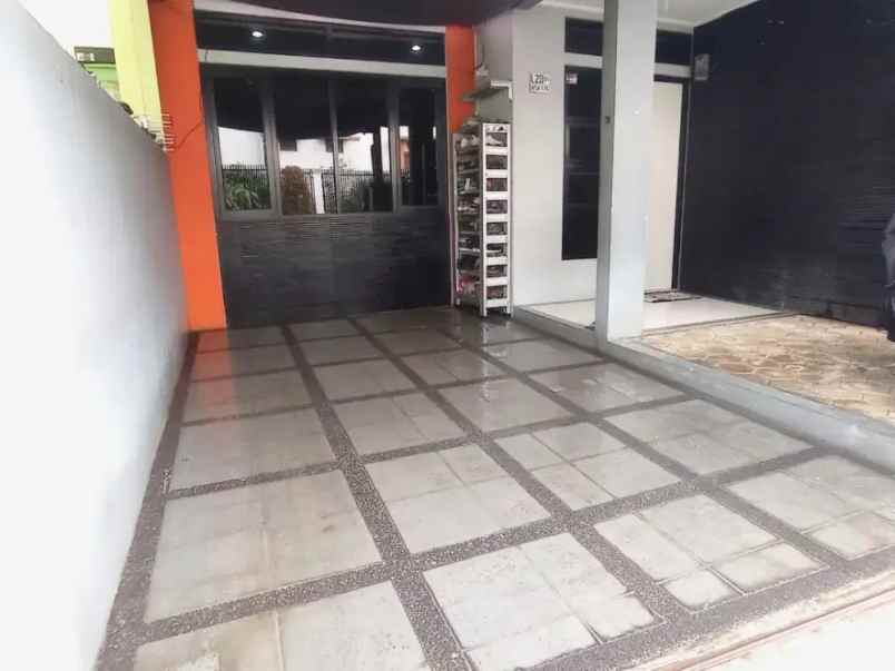 dijual rumah bumi sariwangi