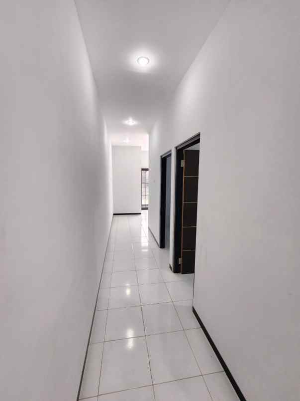 dijual rumah bunton wagir malang