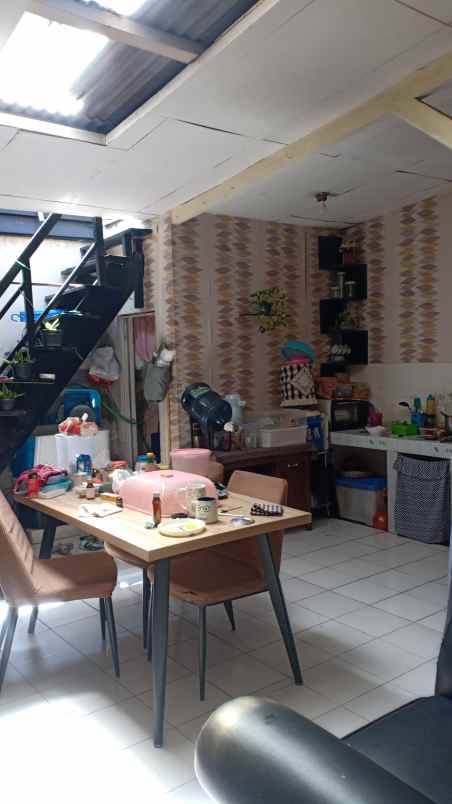 dijual rumah cibabat