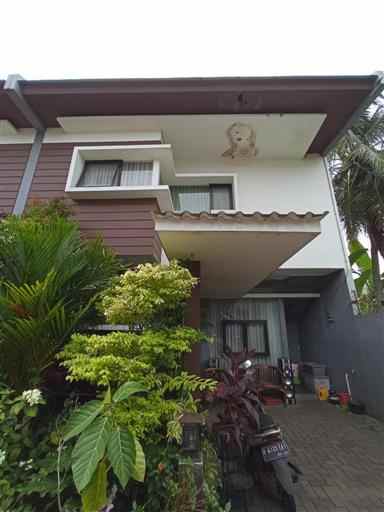 dijual rumah cibubur jatirangga