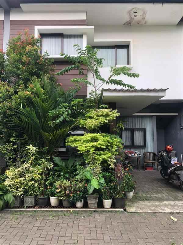 dijual rumah cibubur jatirangga
