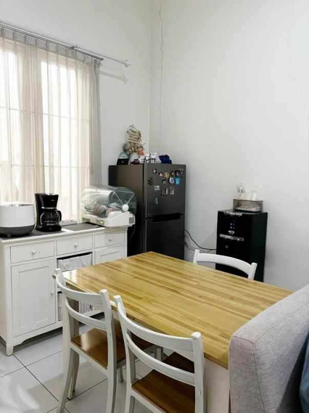 dijual rumah ciganitri