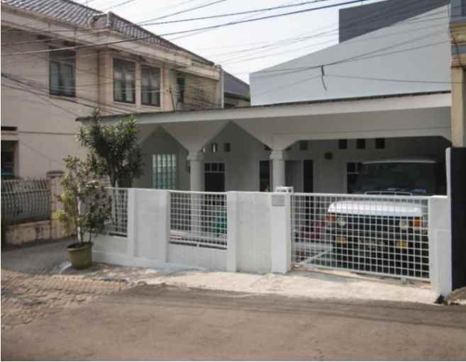 dijual rumah cilandak barat