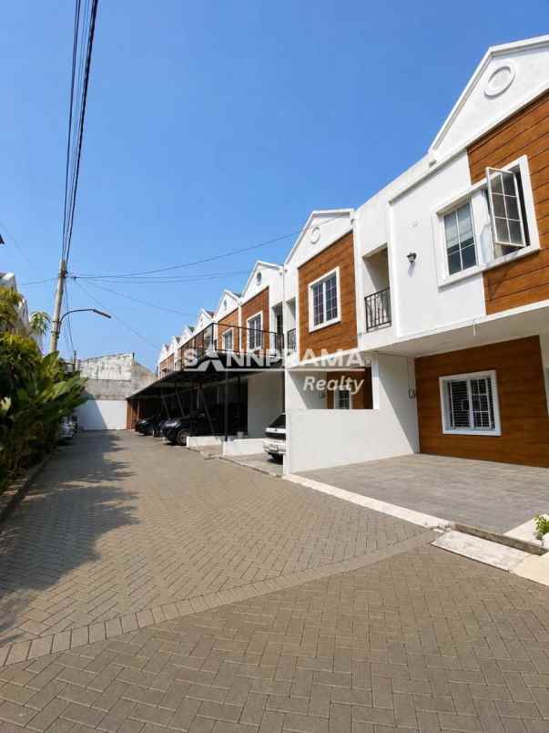 dijual rumah cinangka