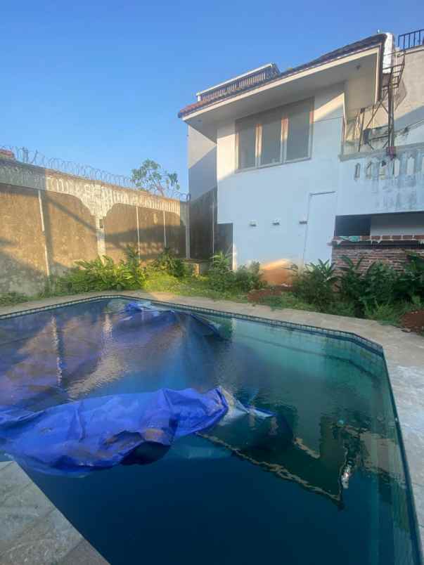 dijual rumah cipete utara