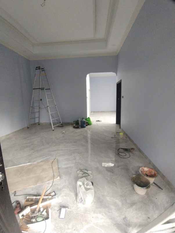 dijual rumah cipondoh makmur