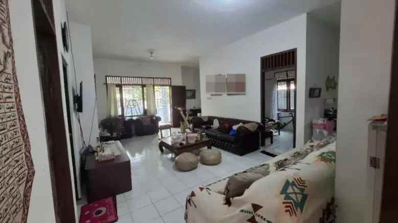 dijual rumah ciputat