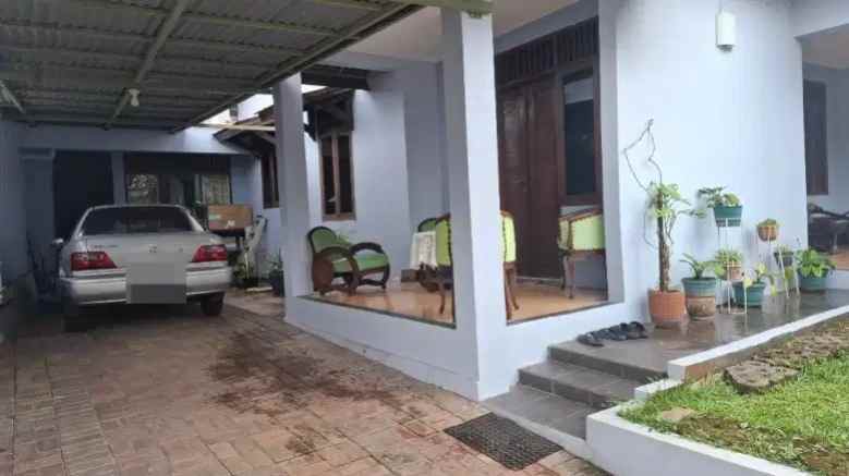 dijual rumah ciputat