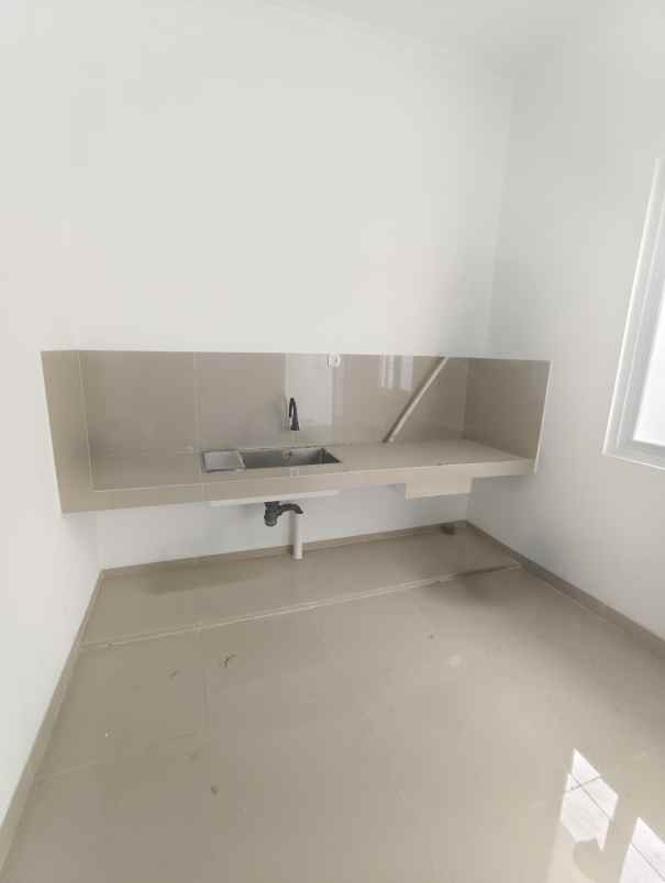 dijual rumah cisaranten kulon