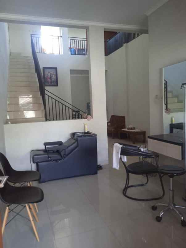 dijual rumah ciwastra