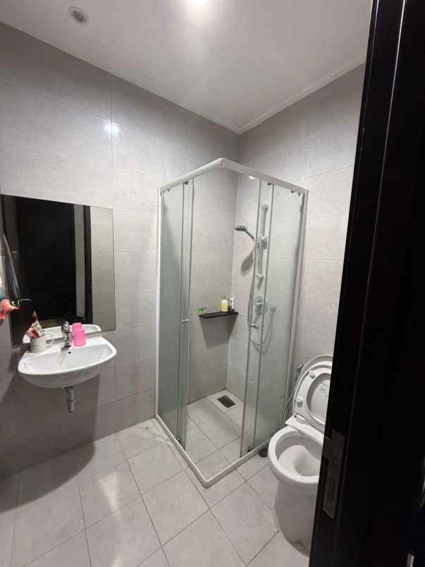 dijual rumah cluster california pik 2