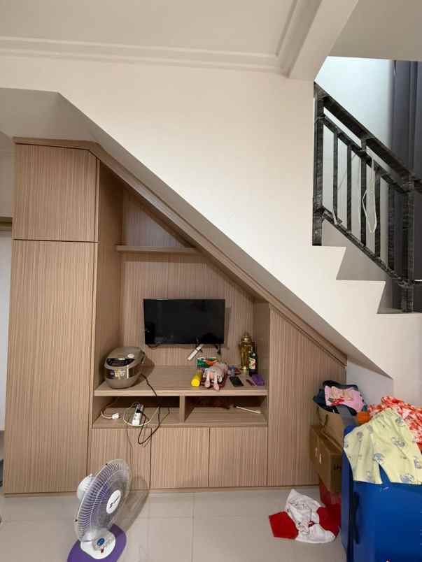 dijual rumah cluster california pik 2