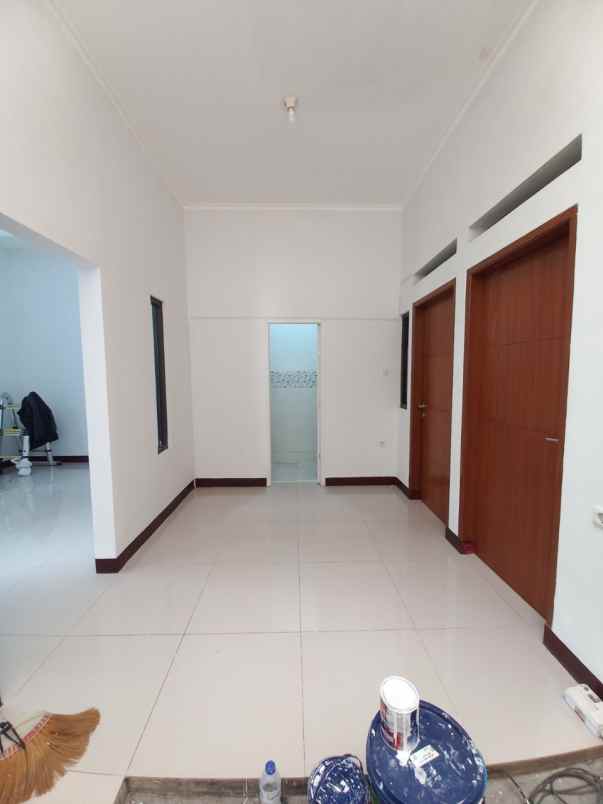 dijual rumah cluster d royale cihanjuang