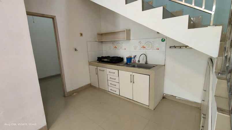 dijual rumah cluster garden fiesta