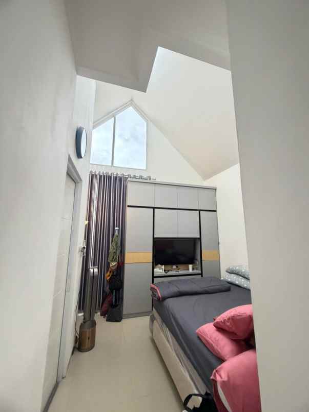 dijual rumah cluster vettore prima