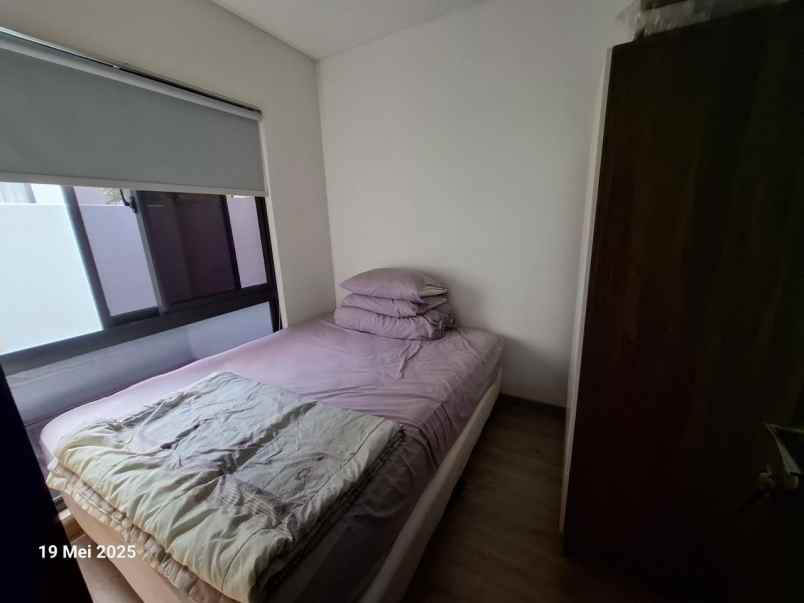 dijual rumah cluster wisteria jakarta