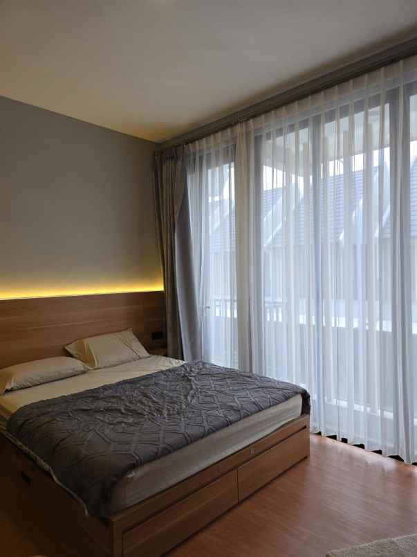 dijual rumah cluster zliving grand