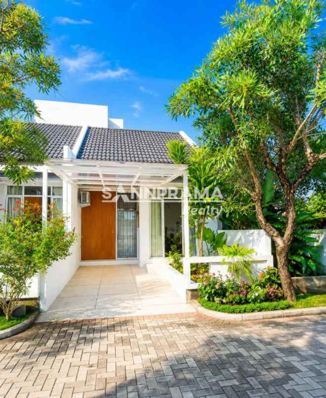dijual rumah dekat park sawangan