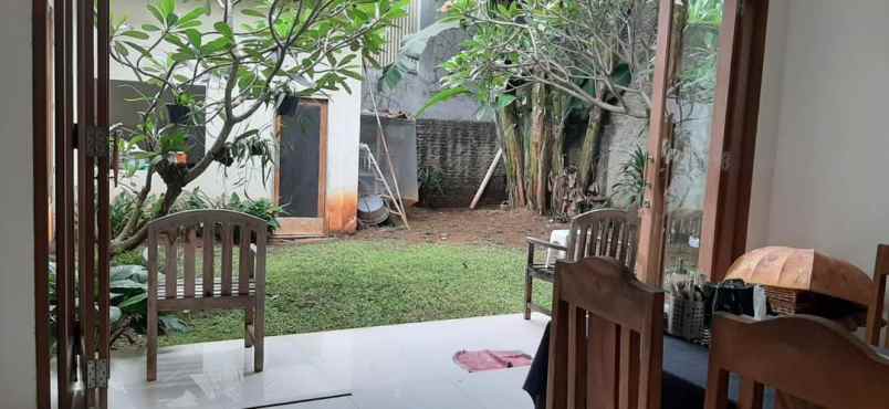 dijual rumah delman indah kebayoran