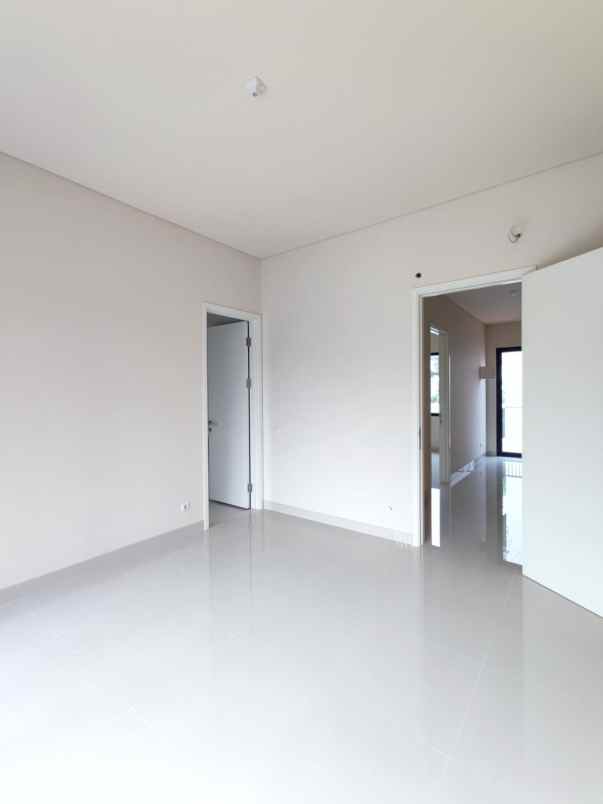 dijual rumah di jl cipete jakarta selatan