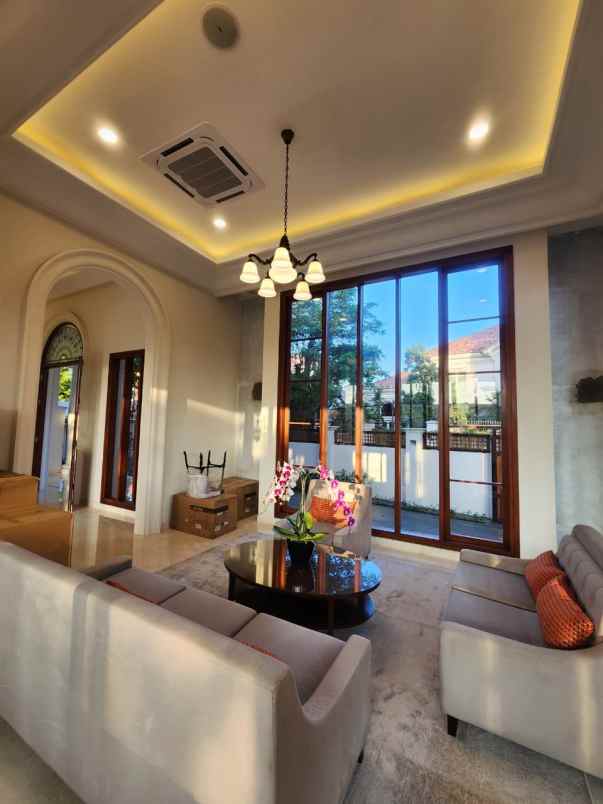 dijual rumah di jl kemang dalam kemang jakarta selatan