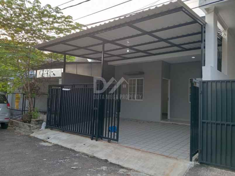 dijual rumah di nusa loka bsd