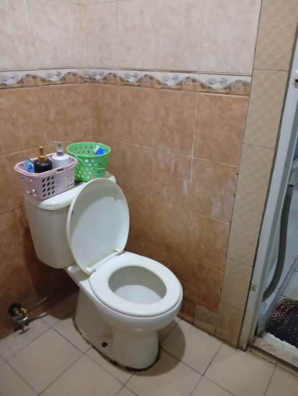 dijual rumah di pondok cabe ilir tangsel