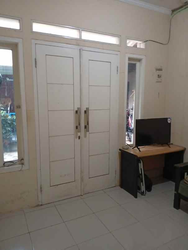 dijual rumah di pondok cabe ilir tangsel