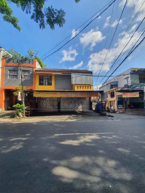 dijual rumah gandaria utara kec kby